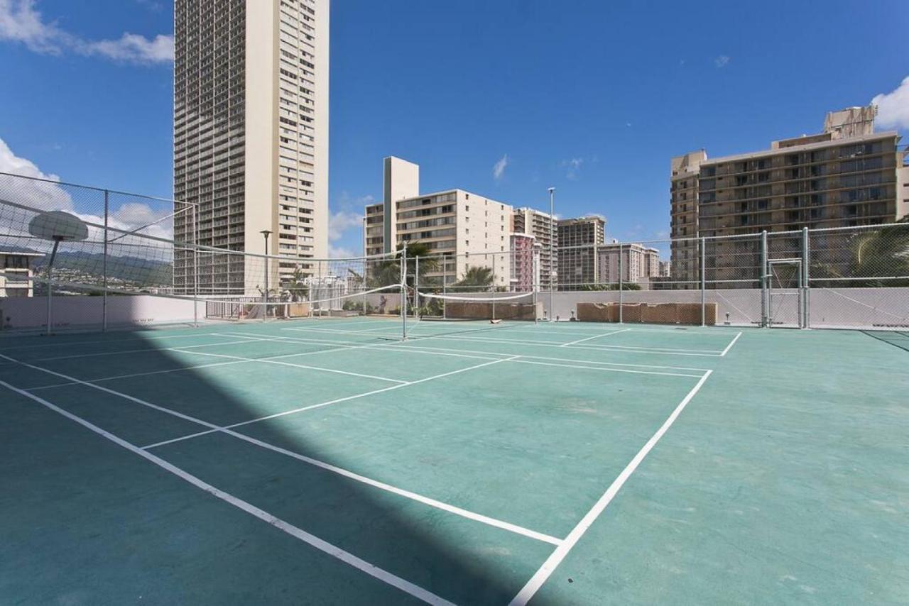 Royal Kuhio 1812 - 1Br With Partial Ocean View In The Heart Of Waikiki With Free Parking! Villa Honolulu Dış mekan fotoğraf